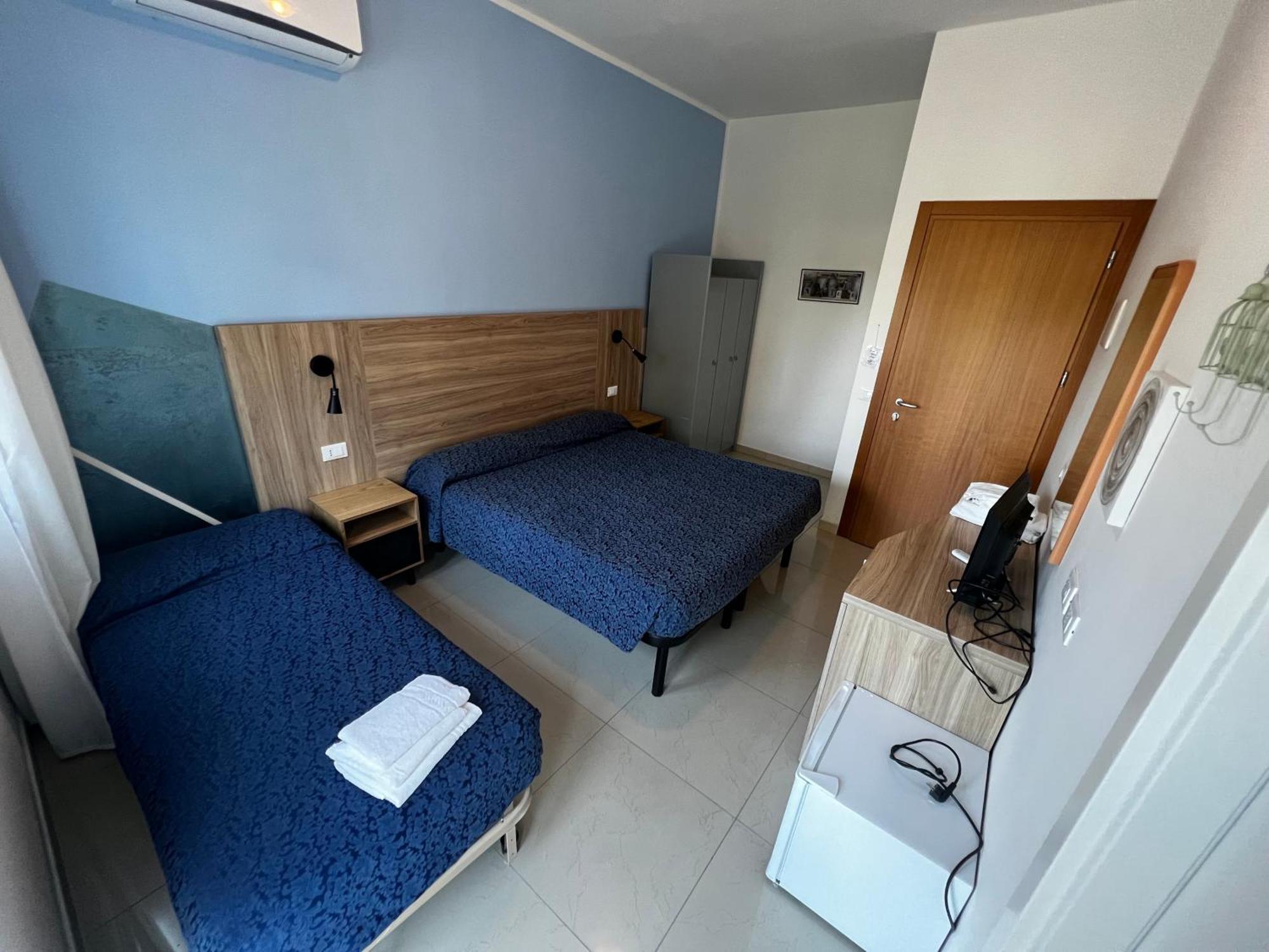 Club Vacanze In 切尔维亚 外观 照片